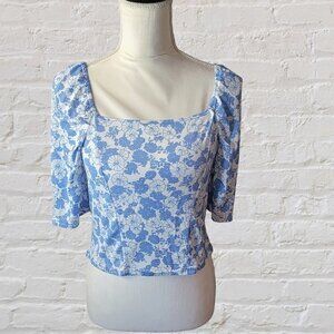 NWT Luna Moon Short Sleeves Blue Floral Casual Boho Top in‎ Size M